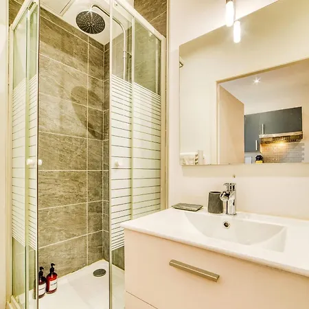 Apartment Le Victor Hugo - T2 Cosy Horloge-tassin